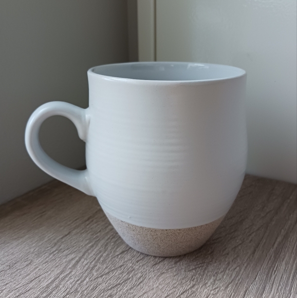 Minimalist Half Glaze Stoneware Mug - Picture 3 of 7